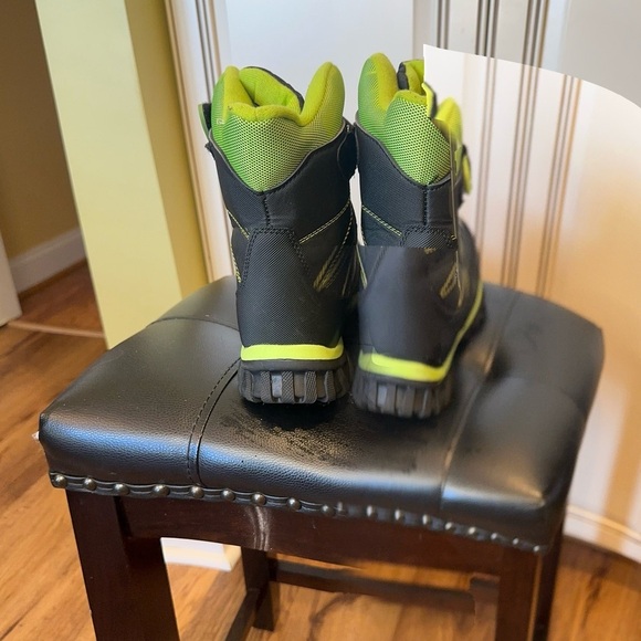 Kids Black and Green Boots - Picture 4 of 4